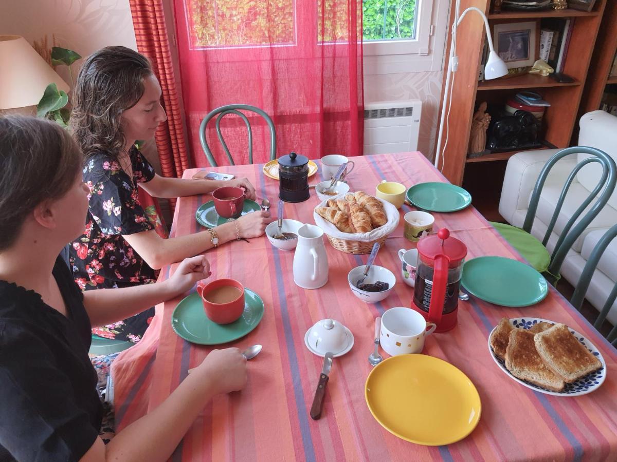 Domi Et Les Chats Barbezieres ภายนอก รูปภาพ